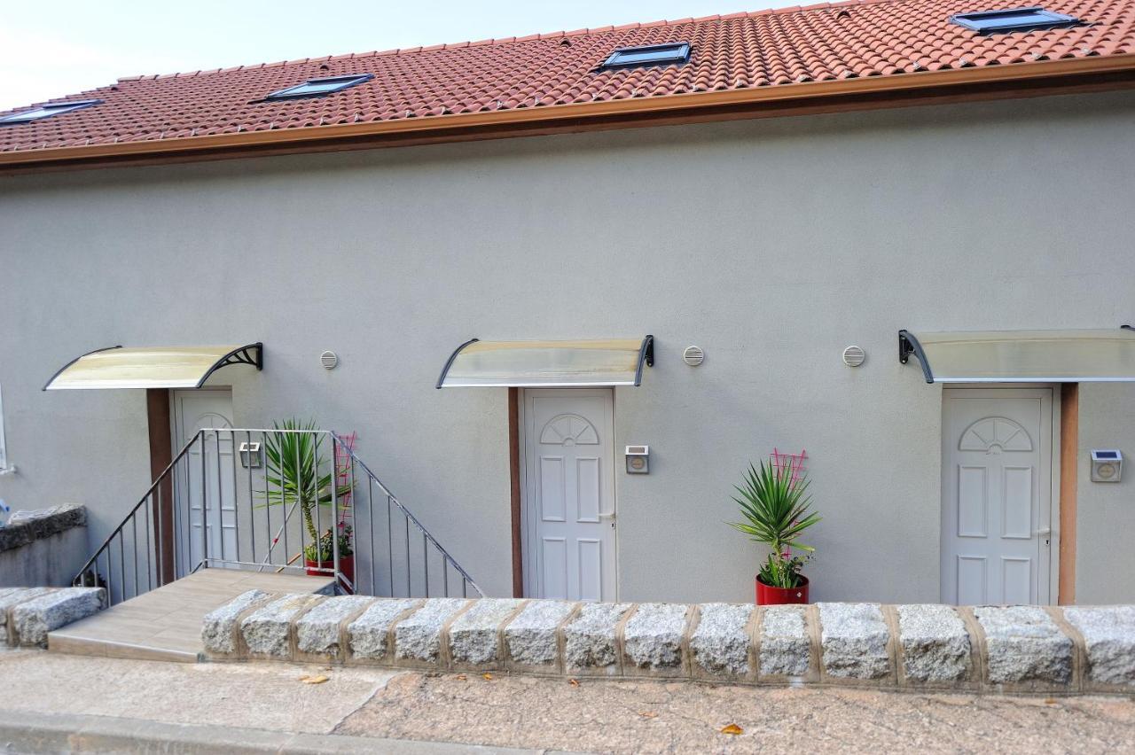 Appartement Du Tourisme Zonza Exterior photo